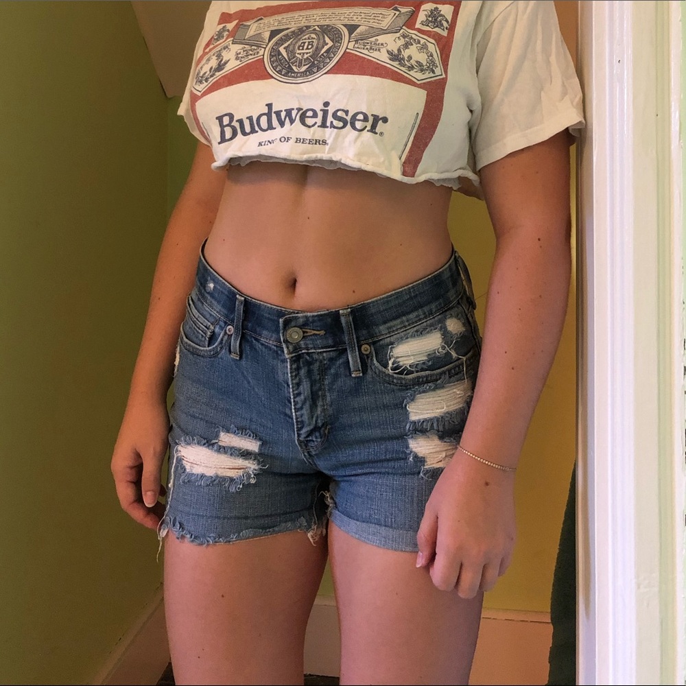 Levi’s Mid-rise Shorts